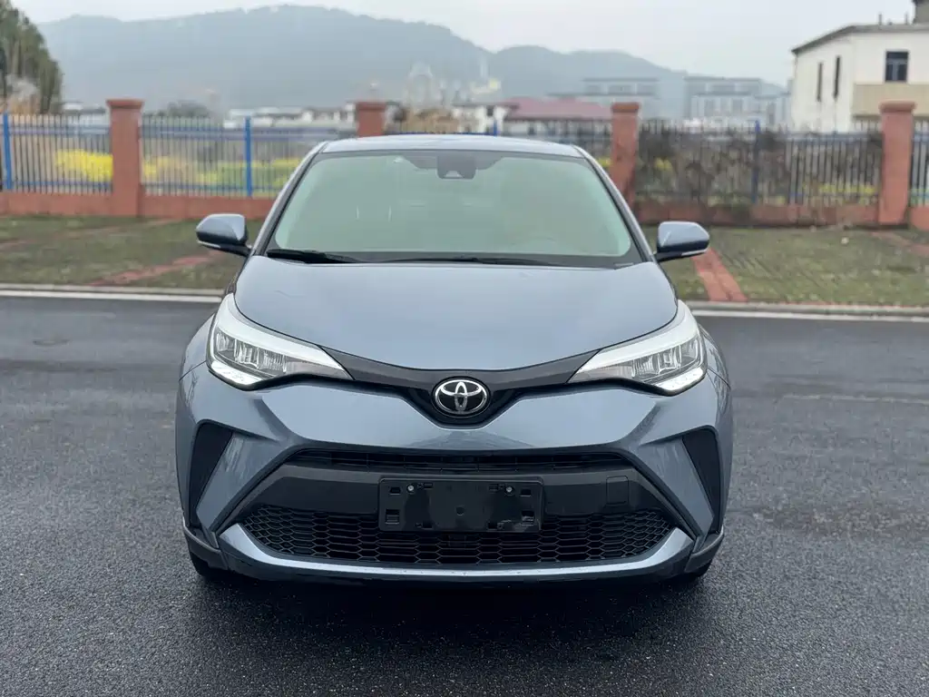Toyota C-HR 2021 2.0L Comfort Edition купить на сайте DeffCars