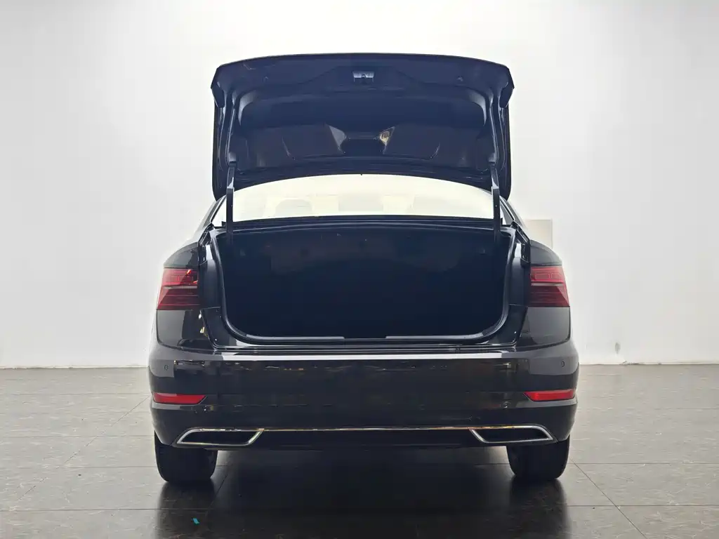 Sagitar 2019 280TSI DSG luxury model National VI купить на сайте DeffCars