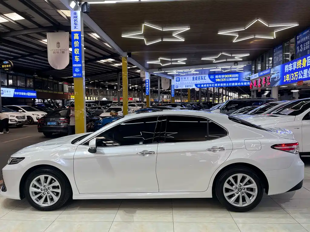 Camry 2021 2.0G Deluxe Edition купить на сайте DeffCars