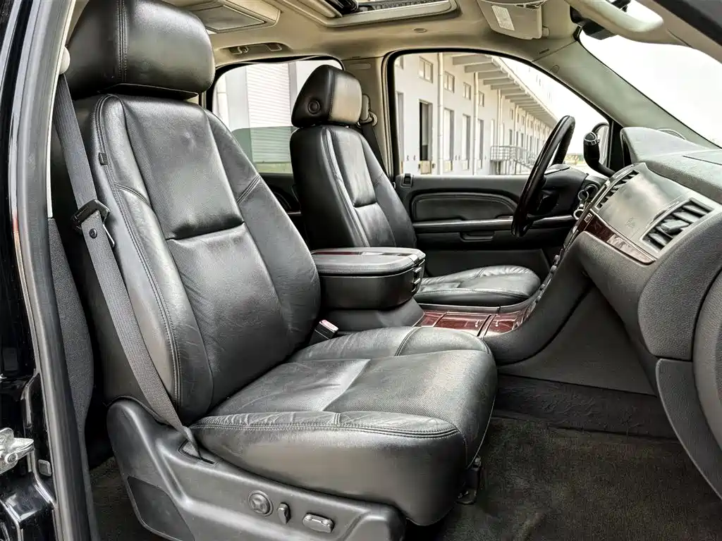 Escalade 2008 6.2 AWD купить на сайте DeffCars