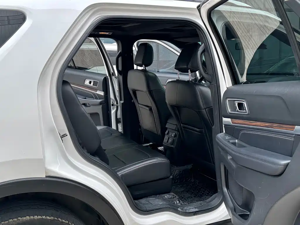 Explorer imported 2018 2.3T Elite Edition купить на сайте DeffCars