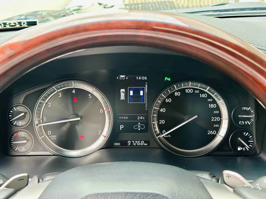 Lexus LX 2019 570 Dynamic Luxury Edition купить на сайте DeffCars