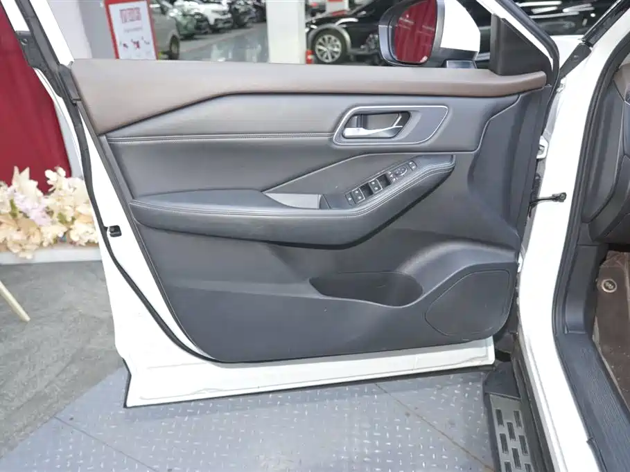 X-Trail 2021 VC-Turbo 300 CVT 4WD Deluxe Edition купить на сайте DeffCars