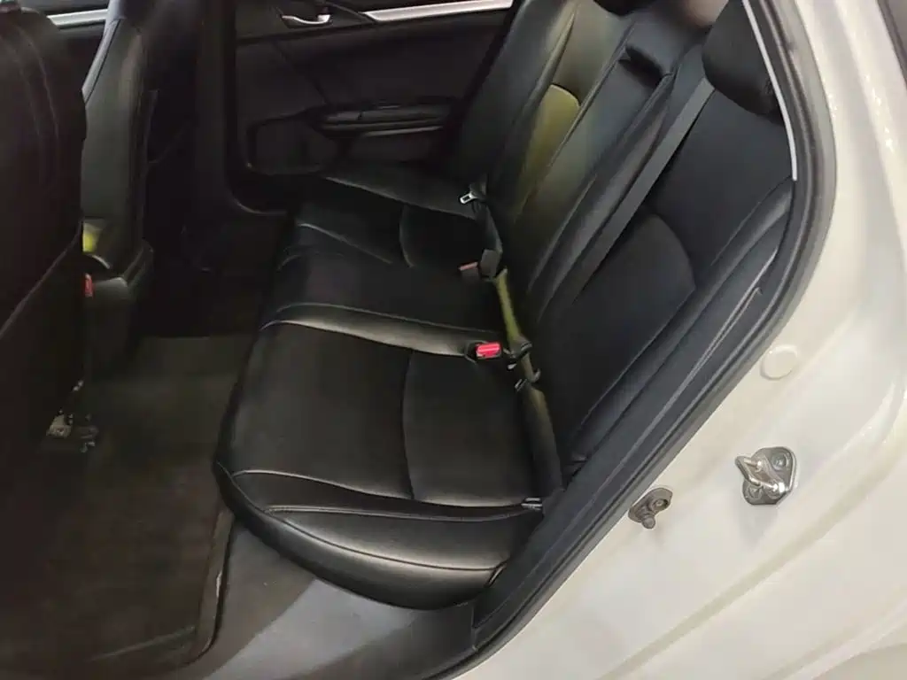 Civic 2016 220TURBO CVT Deluxe Edition купить на сайте DeffCars