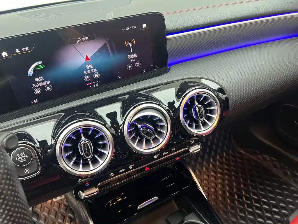 Mercedes-Benz A-Class AMG 2022 AMG A 35 L 4MATIC купить на сайте DeffCars