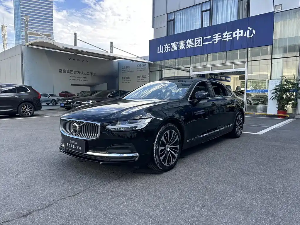 Volvo S90 2024 B5 Zhiyi Luxury Edition купить на сайте DeffCars