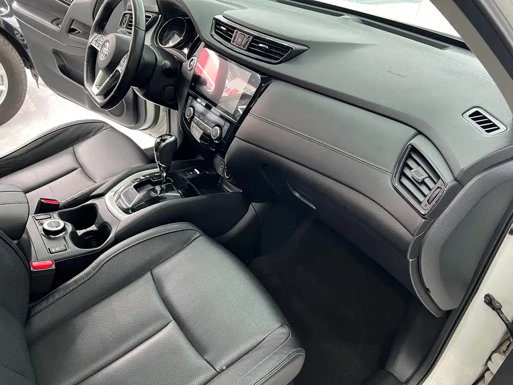X-Trail 2019 2.5L CVT Intelligent Luxury Edition 4WD купить на сайте DeffCars