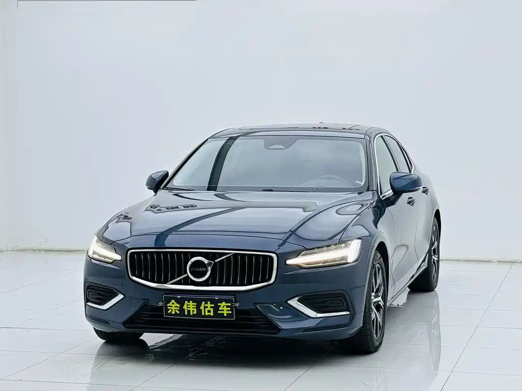 Volvo S60 2023 B4 Zhiyuan Luxury Edition купить на сайте DeffCars