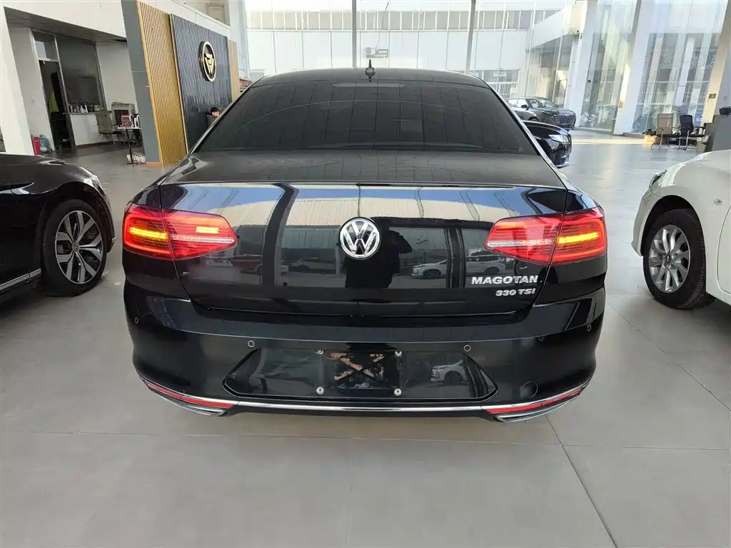 Magotan 2019 330TSI DSG luxury model National VI купить на сайте DeffCars