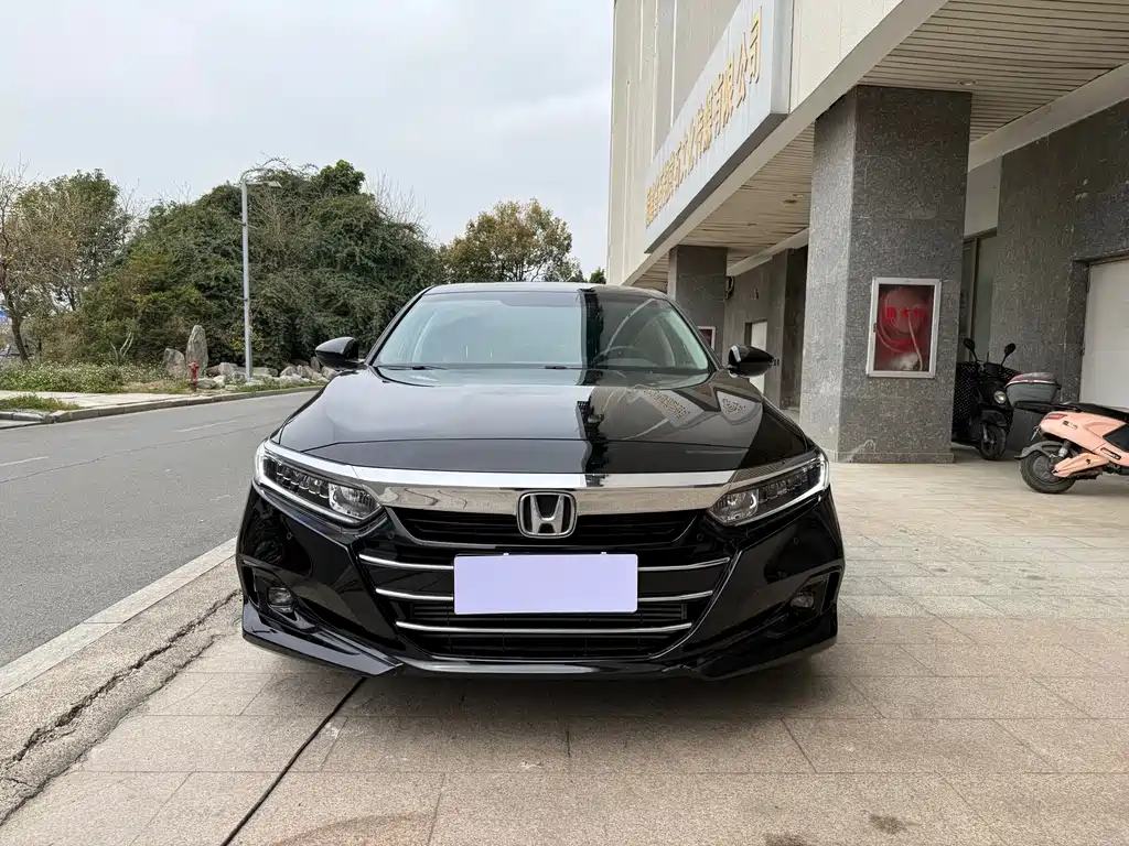 Accord 2022 260TURBO Deluxe Edition купить на сайте DeffCars