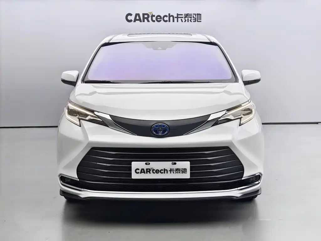 SIENNA 2023 2.5L Hybrid Comfort Edition купить на сайте DeffCars