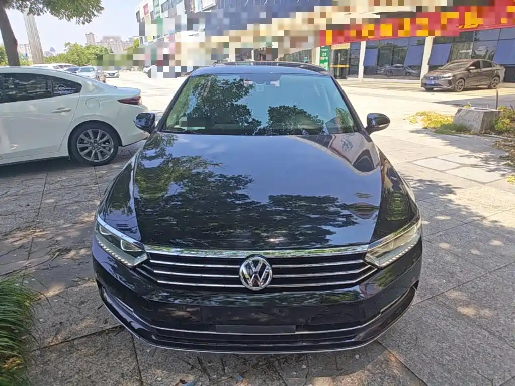 Magotan 2018 facelift 330TSI DSG luxury model купить на сайте DeffCars