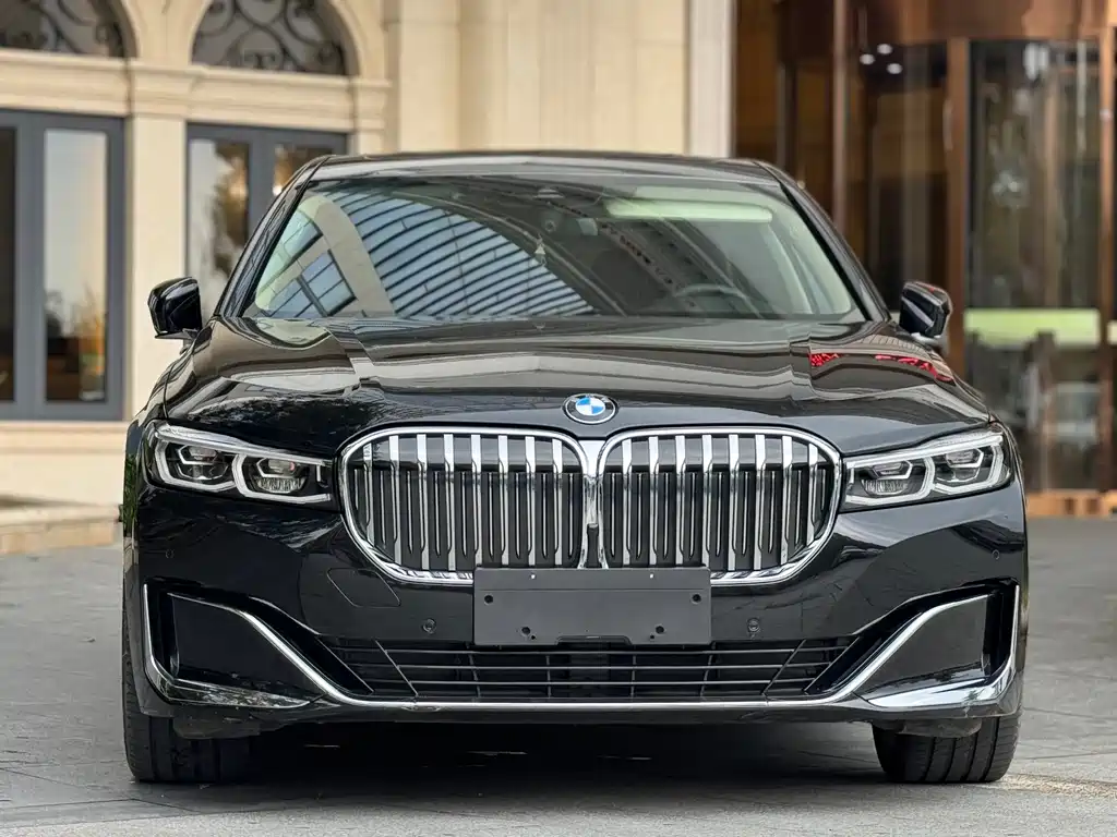 BMW 7 Series 2021 740Li Leading Luxury Package купить на сайте DeffCars