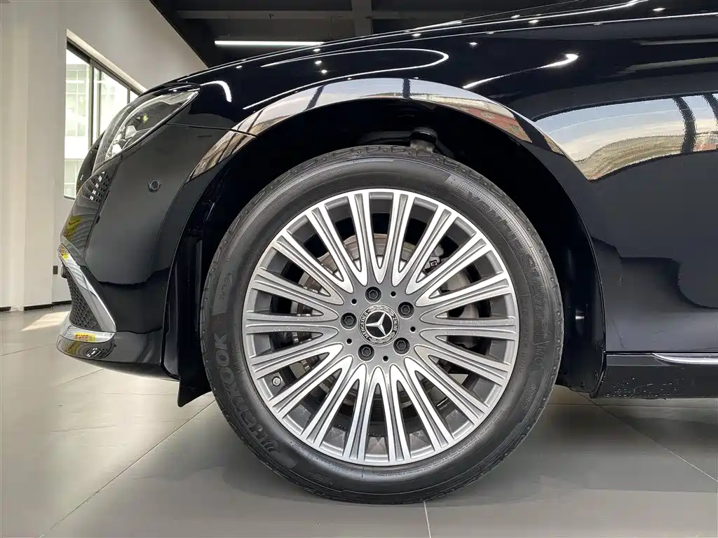 Mercedes-Benz E-Class 2022 E 300 L Luxury Model купить на сайте DeffCars