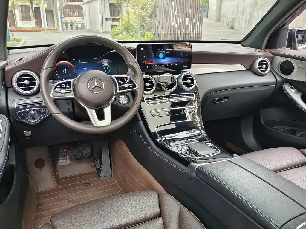 Mercedes-Benz GLC 2021 GLC 260 L 4MATIC Dynamic купить на сайте DeffCars