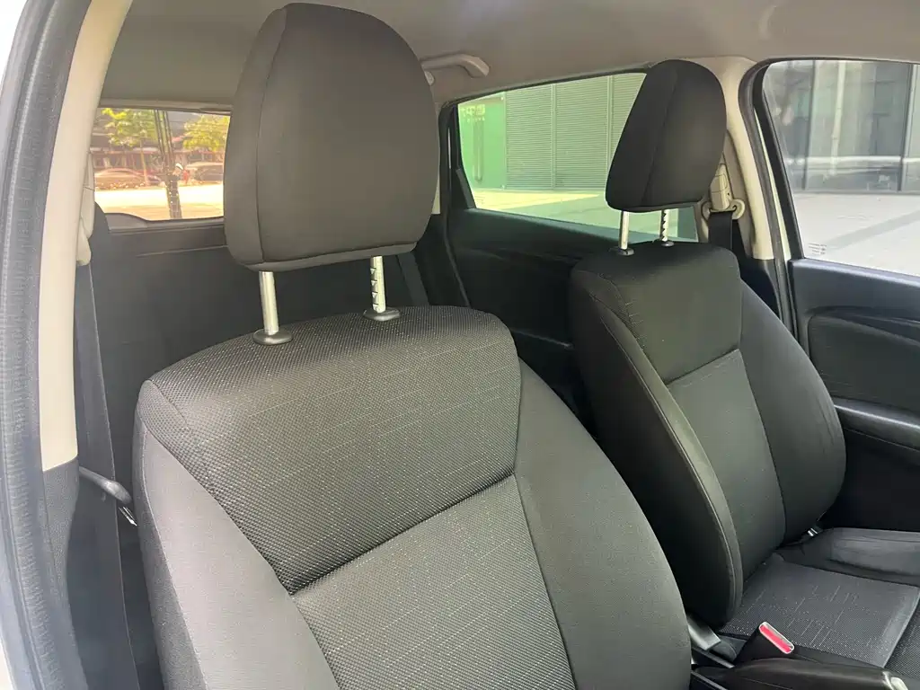 Fit 2016 1.5L LX CVT comfort model купить на сайте DeffCars