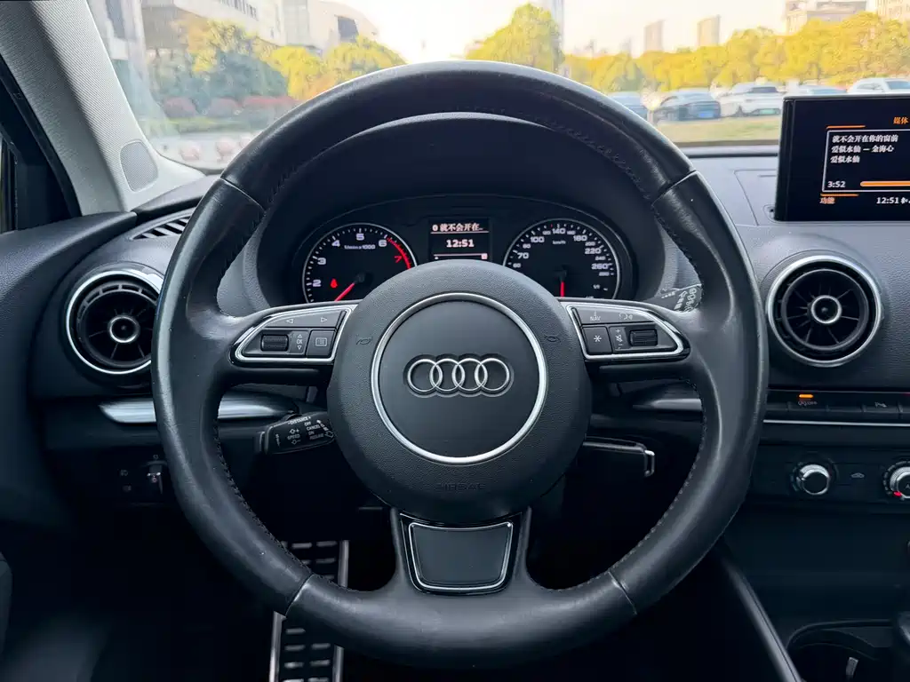 Audi A3 2016 Sportback 35 TFSI LinkedIn купить на сайте DeffCars