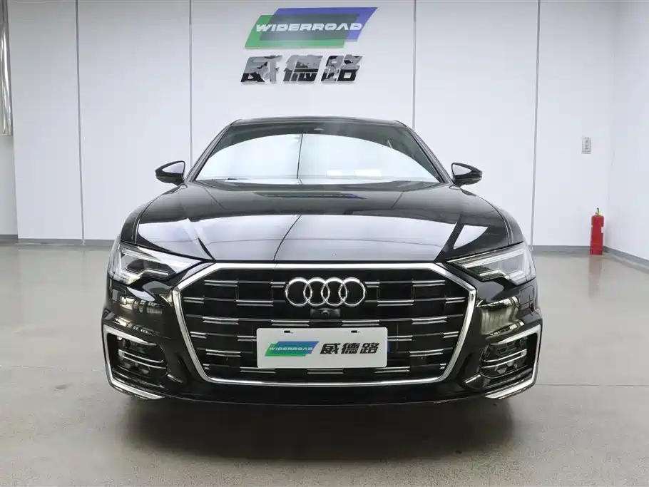 Audi A6L 2024 45 TFSI Premium Dynamic Model купить на сайте DeffCars