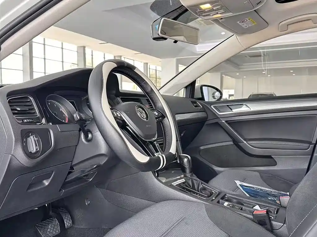 Golf 2019 280TSI DSG comfort model National VI купить на сайте DeffCars