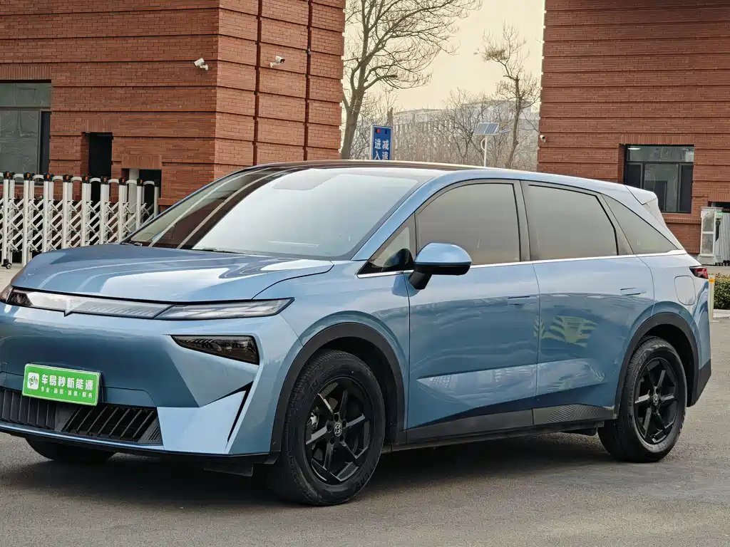 Venucia VX6 2024 520 travel version купить на сайте DeffCars