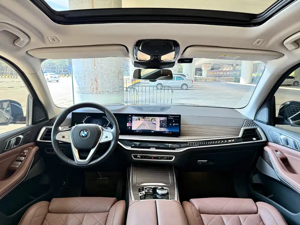BMW X7 2023 xDrive40i Leading Luxury Package купить на сайте DeffCars