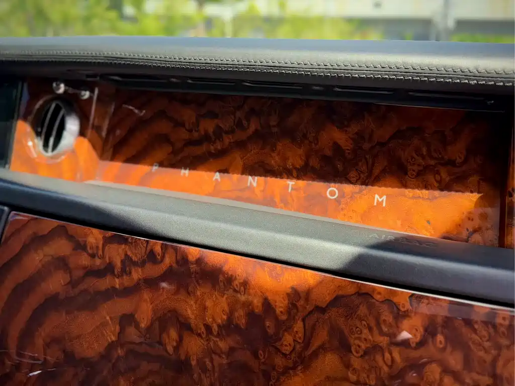 Phantom 2013 6.7L Standard Edition купить на сайте DeffCars