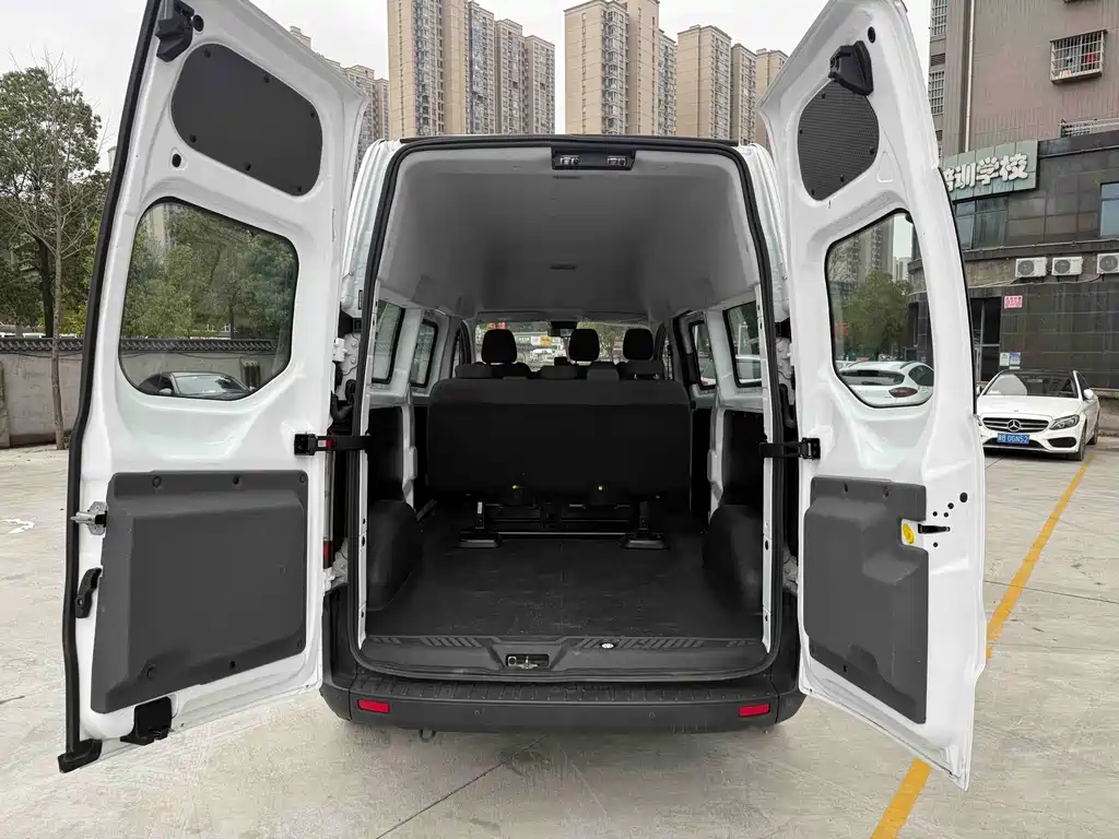 Transit 2023 2.0T diesel manual multi-functional commercial vehicle with 5/6 seats in the center axle and top купить на сайте DeffCars