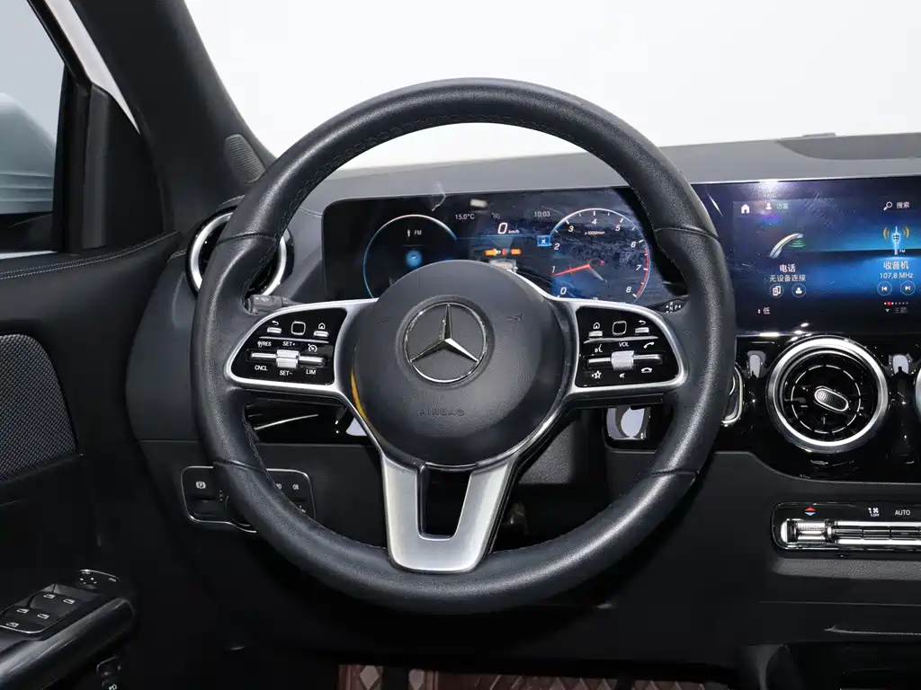 Mercedes-Benz GLA 2020 GLA 180 купить на сайте DeffCars