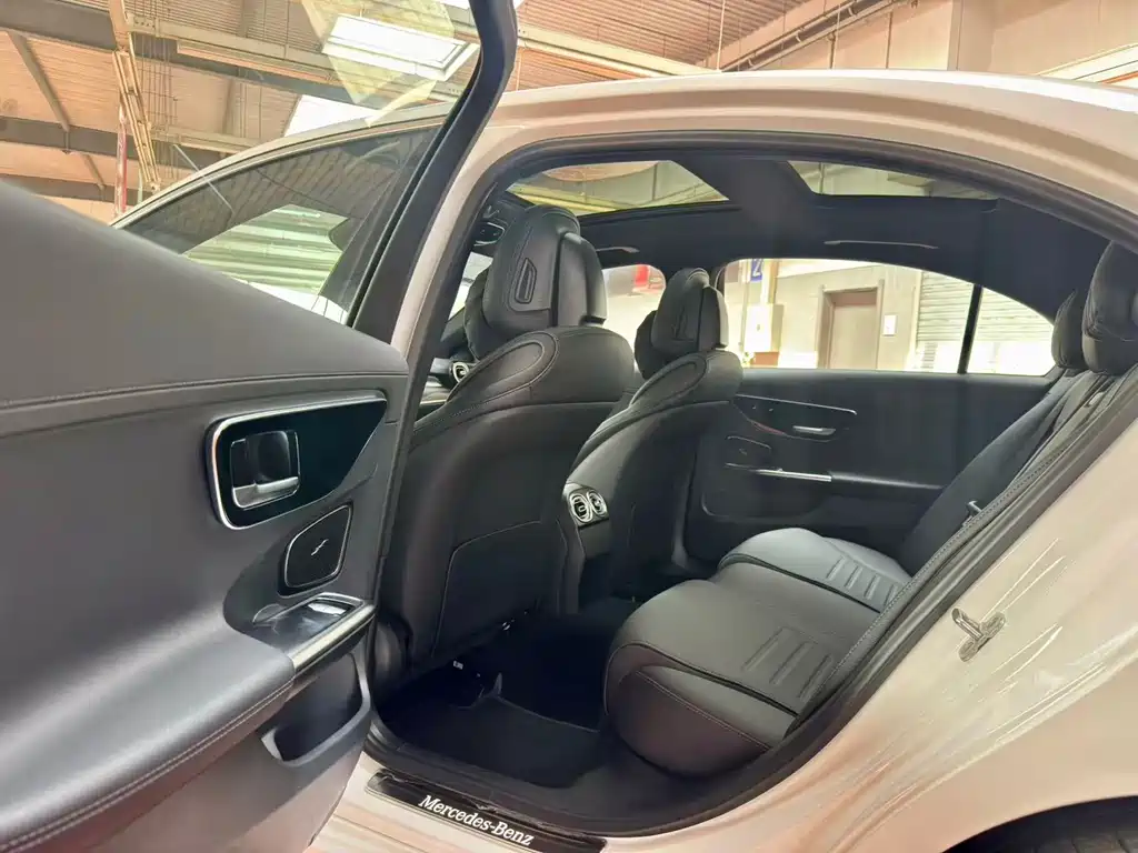 Mercedes-Benz C-Class New Energy 2023 Model 2 C 350 eL купить на сайте DeffCars