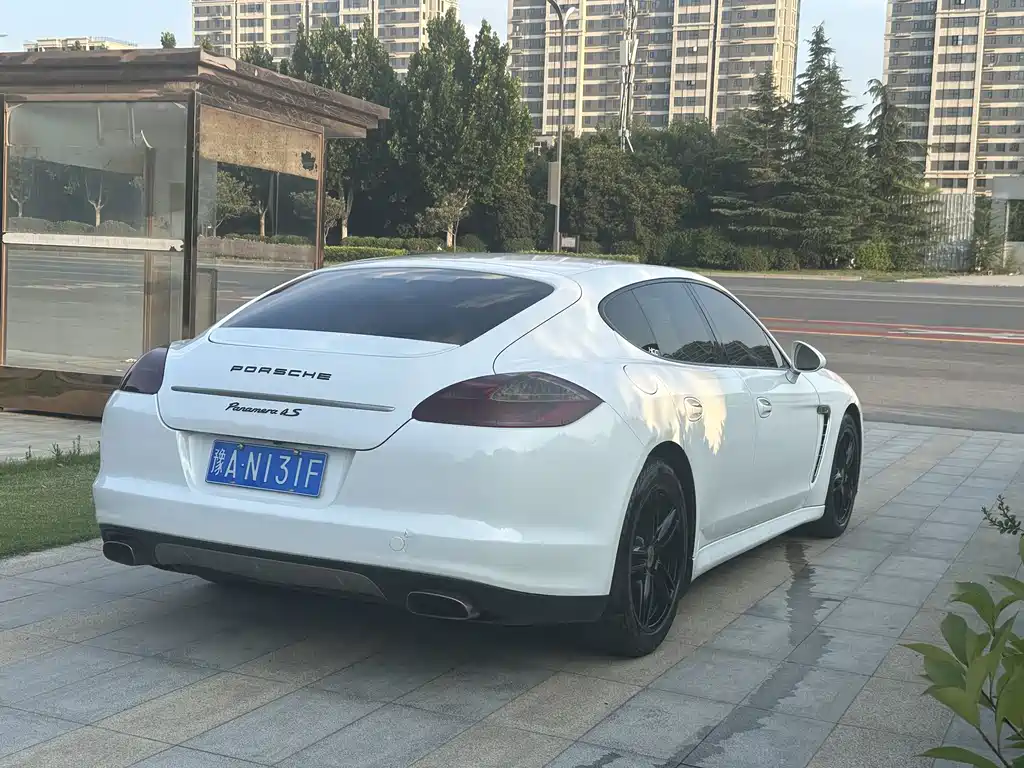Panamera 2013 Panamera 4 Platinum Edition 3.6L купить на сайте DeffCars