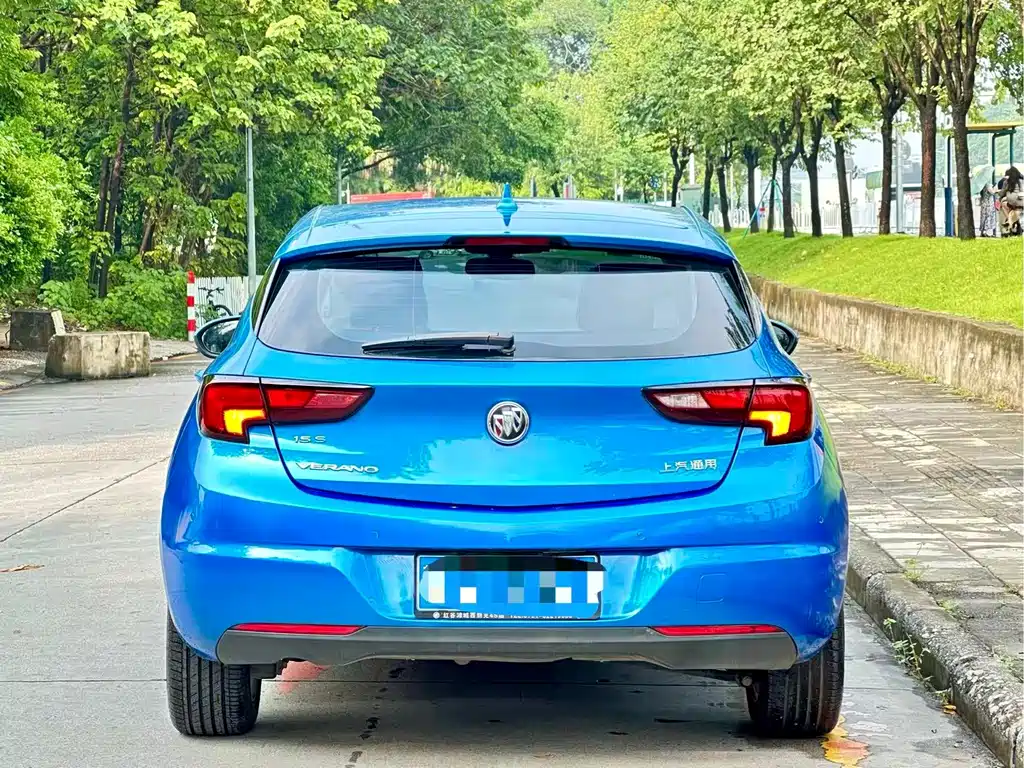 Weilan 2016 Hatchback 15S Automatic Leading Type купить на сайте DeffCars