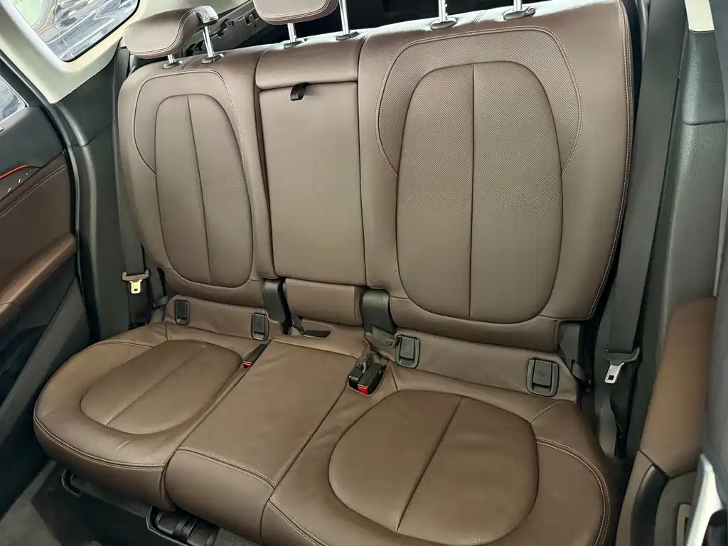 BMW X1 2016 sDrive20Li luxury model купить на сайте DeffCars