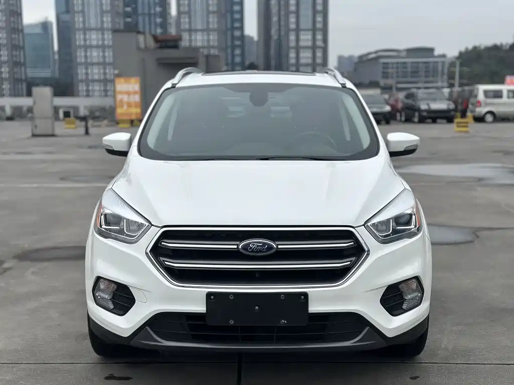 Escape 2019 EcoBoost 180 two-wheel drive platinum airfoil National VI купить на сайте DeffCars