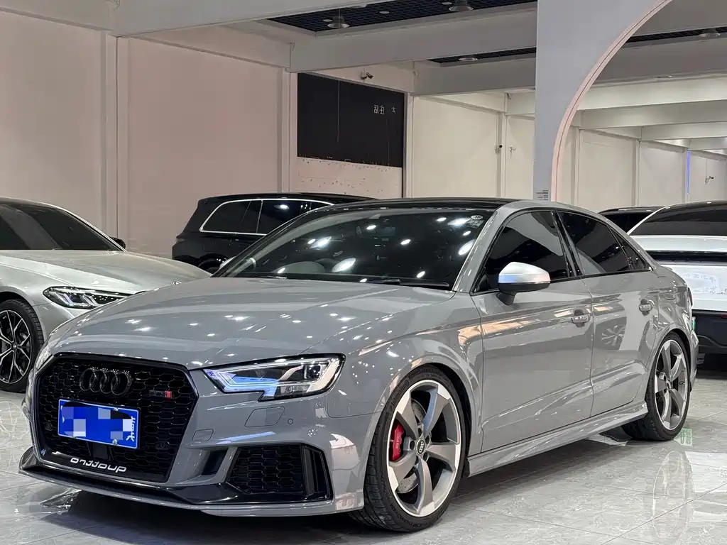 Audi RS 3 2017 RS 3 2.5T Limousine купить на сайте DeffCars