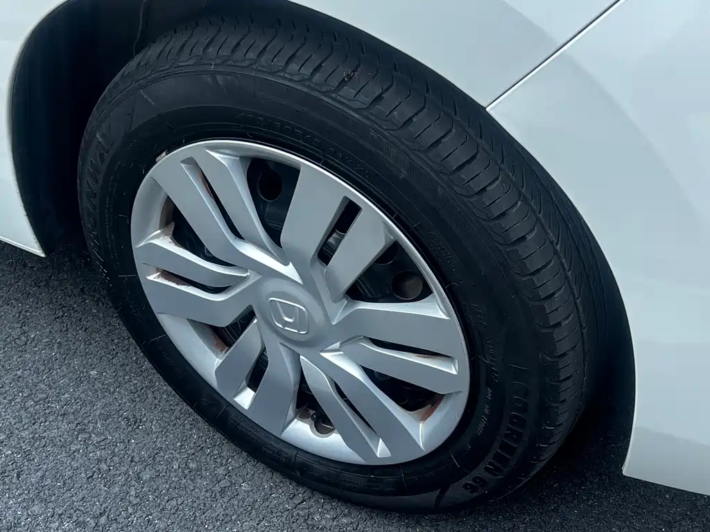 Fit 2016 1.5L LX manual comfort model купить на сайте DeffCars