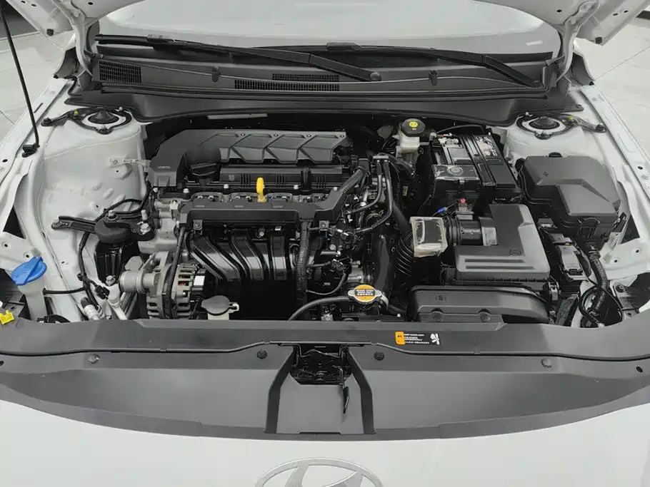 Elantra 2023 1.5L CVT GLS Leading Edition купить на сайте DeffCars