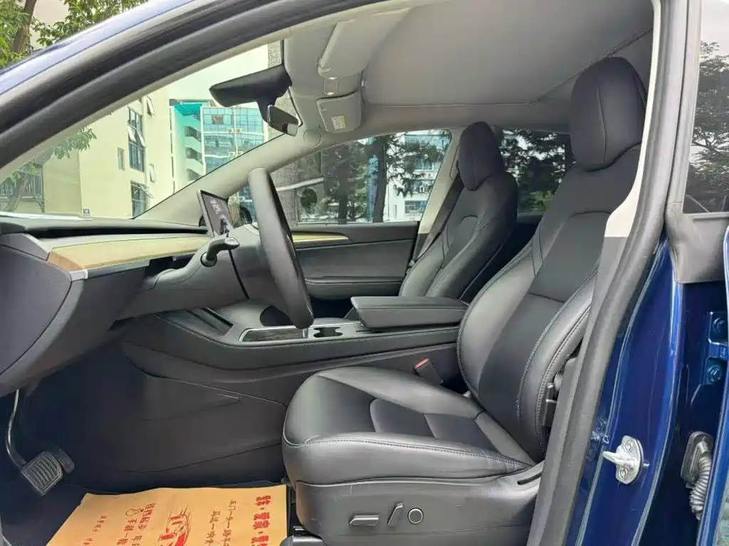 Model Y 2022 facelift rear-wheel drive version купить на сайте DeffCars