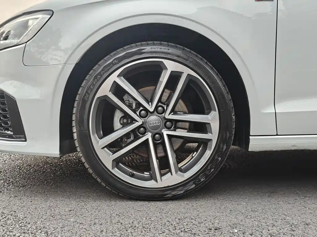 Audi A3 2019 Limousine 35 TFSI Enterprising National VI купить на сайте DeffCars