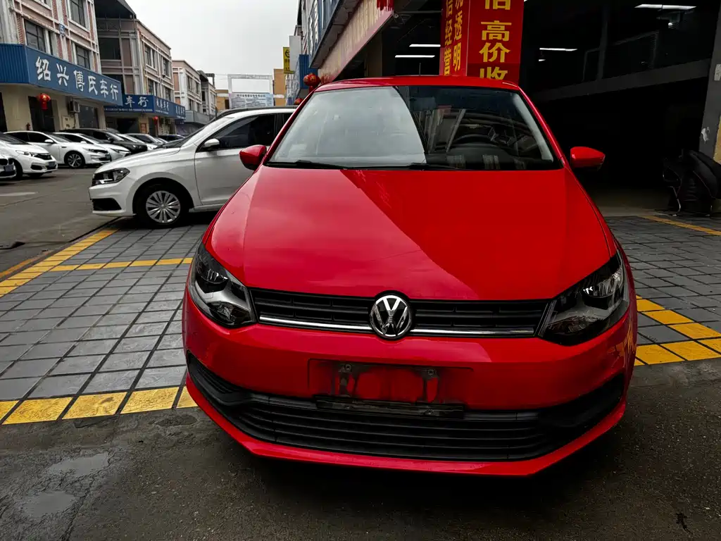 Polo 2018 1.5L automatic luxury model купить на сайте DeffCars