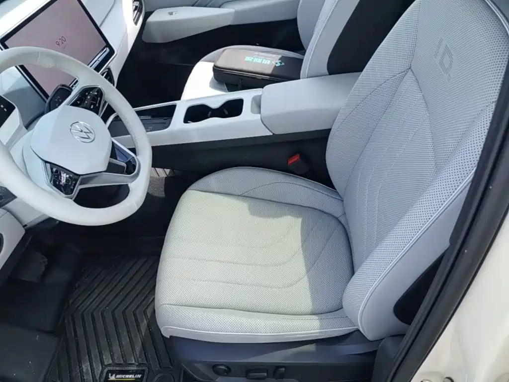 Volkswagen ID.3 2025 facelift, smart version, extremely smart version купить на сайте DeffCars