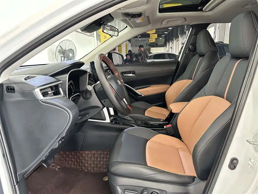 Fenglanda 2023 2.0L CVT sports version купить на сайте DeffCars
