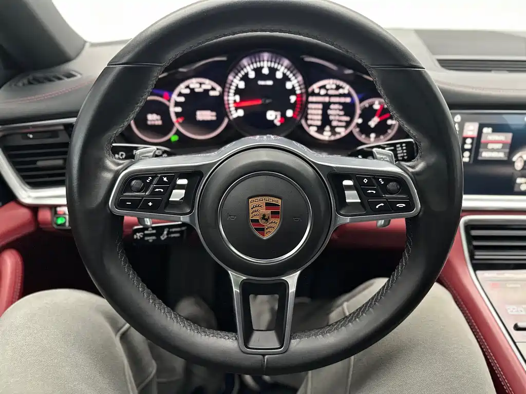 Panamera 2017 Panamera 3.0T купить на сайте DeffCars