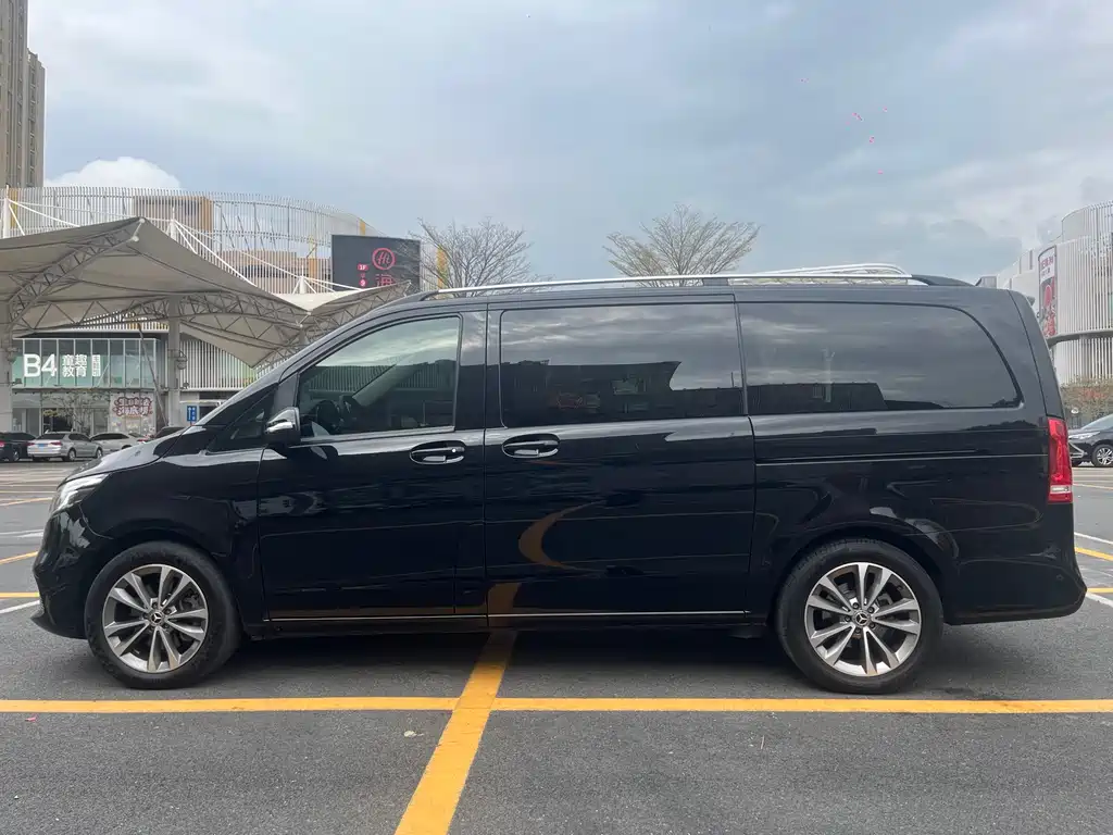 Mercedes-Benz V-Class 2022 V 260 Pilot Edition купить на сайте DeffCars