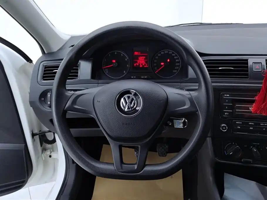 Santana 2021 1.5L Manual Fashion Edition купить на сайте DeffCars