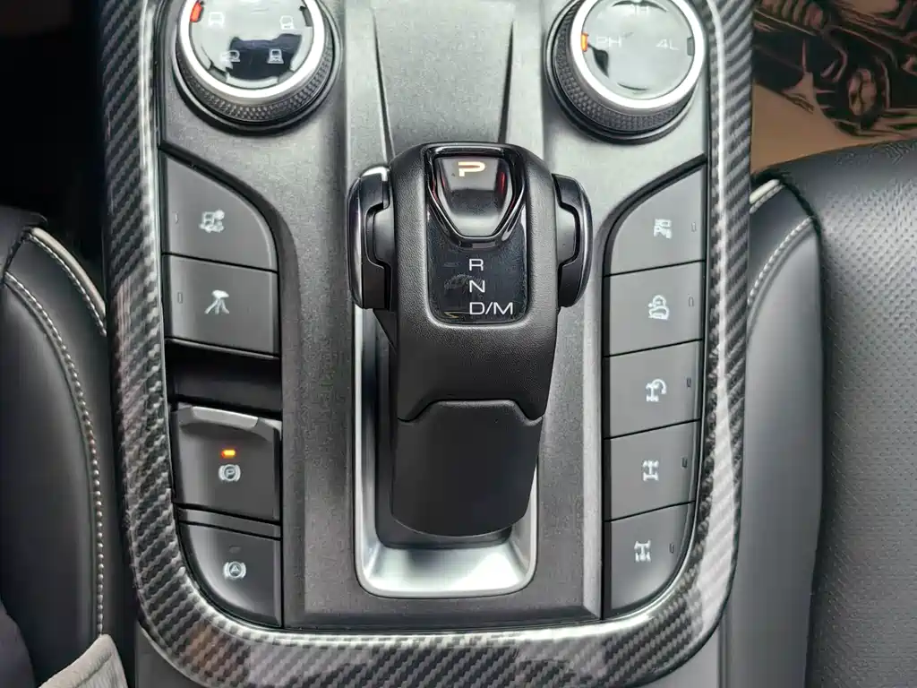 Tank 300 2021 Cross Country 2.0T Conqueror купить на сайте DeffCars