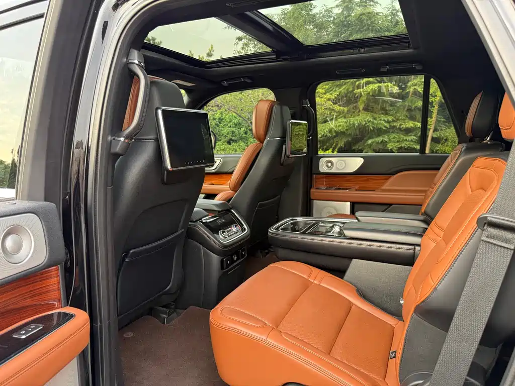 Navigator 2019 3.5T Zunyao Edition China VI купить на сайте DeffCars