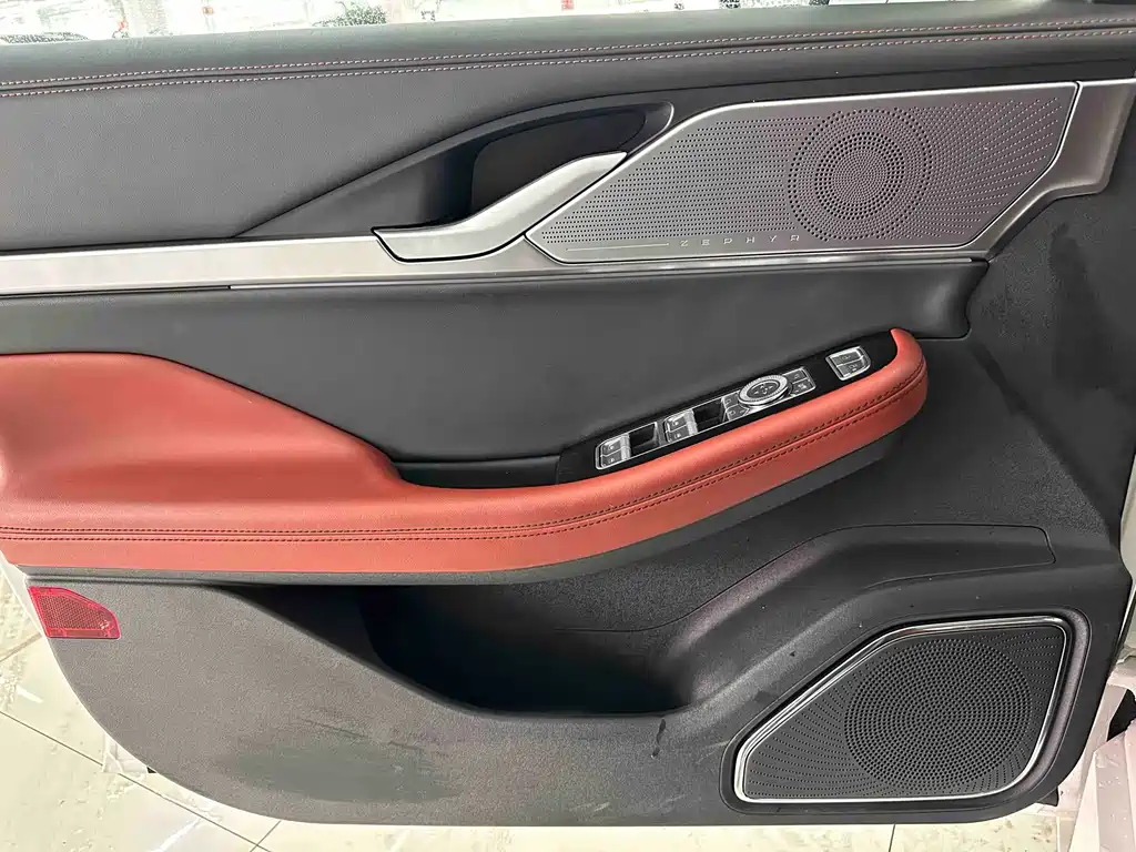 Lincoln Z 2024 2.0T Premium Edition купить на сайте DeffCars