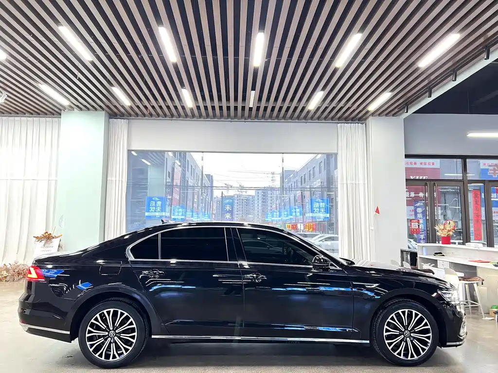 Huiang 2021 380TSI Deluxe Edition купить на сайте DeffCars