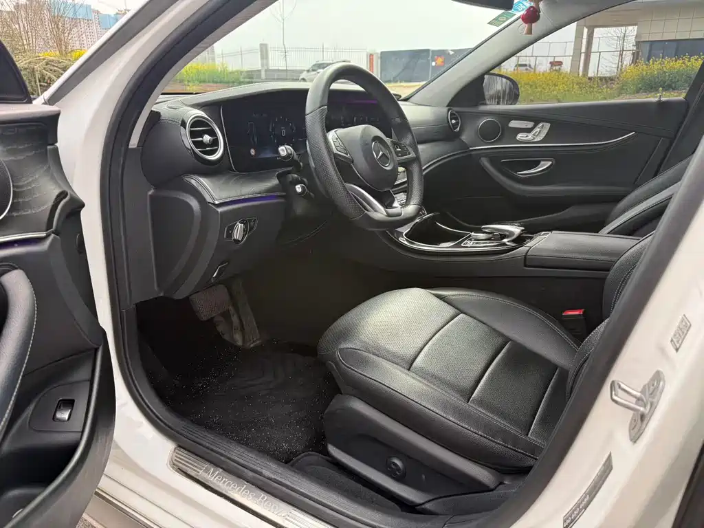 Mercedes-Benz E-Class 2017 E 300 L Sports Luxury купить на сайте DeffCars