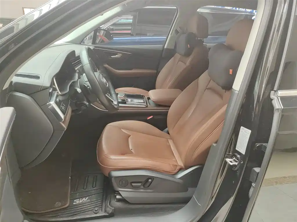 Audi Q7 2023 45 TFSI quattro S line sports купить на сайте DeffCars